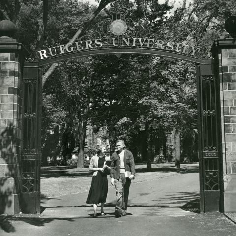 1883_Gate